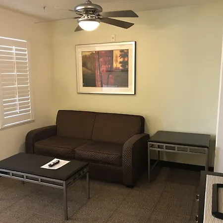 Hawthorn Suites-2
