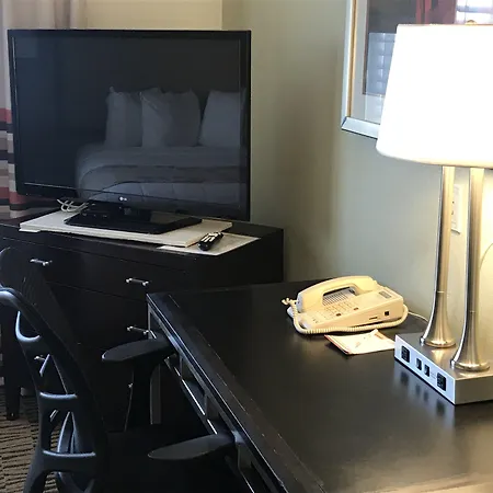 Hawthorn Suites-3